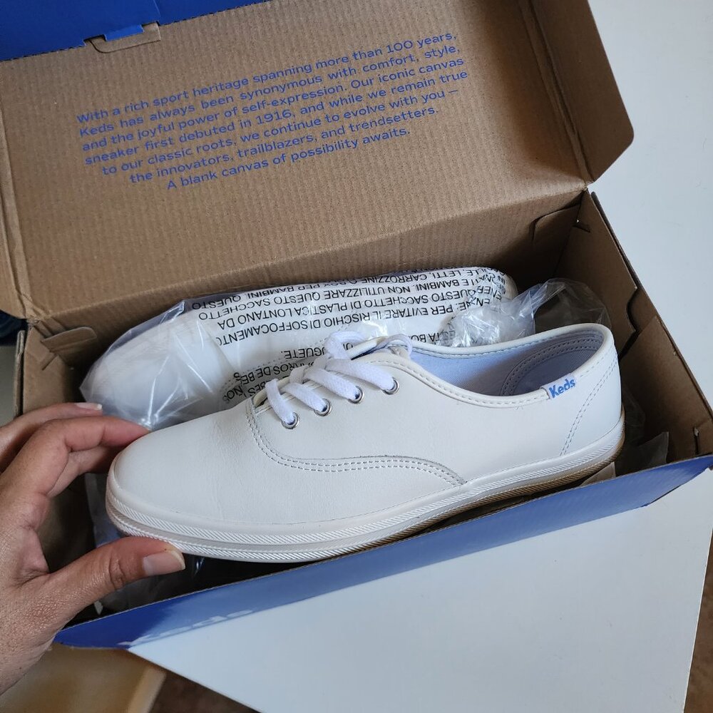 Keds 100% leather sneaker - Picture 2 of 9